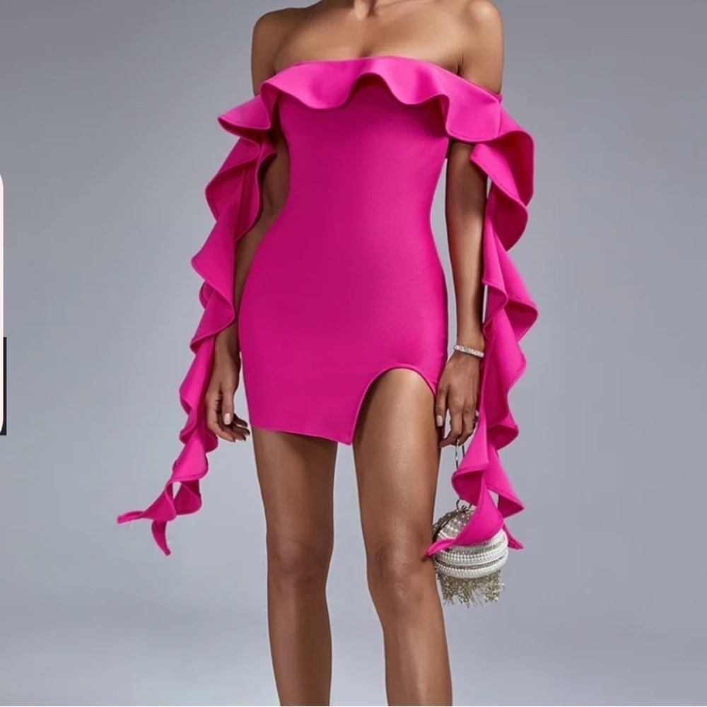 Dress, cocktail/ party, ruffled, brand new, no tag, newer working - Picture 1 of 10